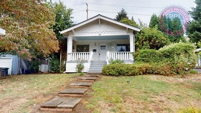 Building Photo - 43 Ladd St