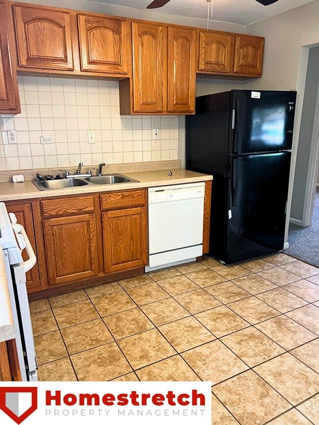 Foto del edificio - 1025 S Waterford Dr