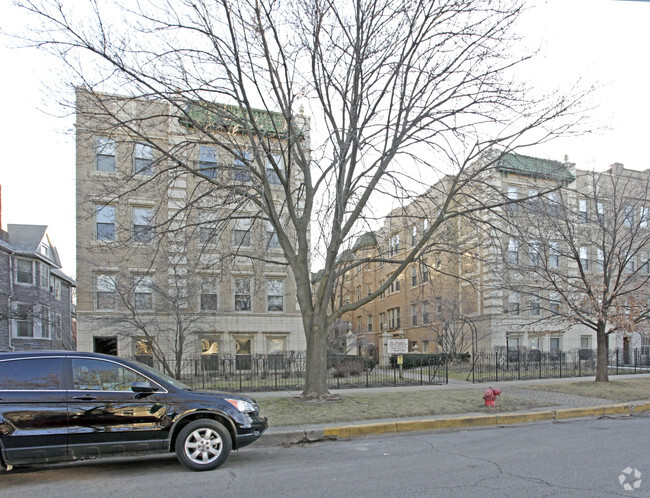 Building Photo - The James Building