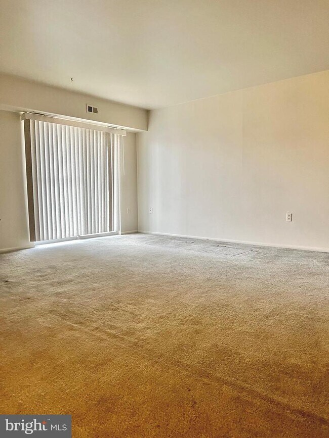 11402 Cherry Hill Rd Unit 202, Beltsville, MD 20705 Room for Rent in Beltsville, MD