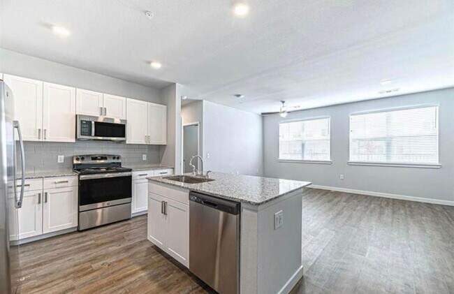 Building Photo - 295 E Wilco Hwy