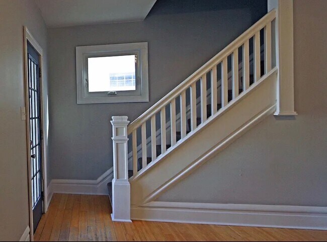 Foto del edificio - 517 Sheldon Ave