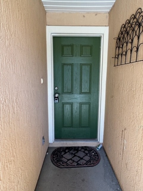 Foto del edificio - 950 Wynfield Cir