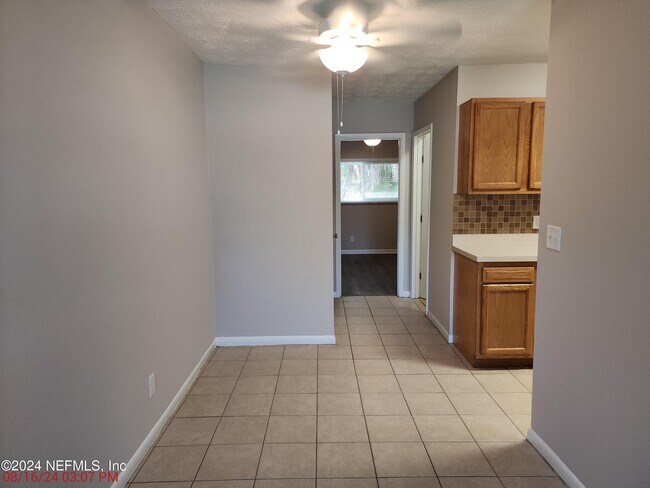 Building Photo - 2620 Trollie Ln