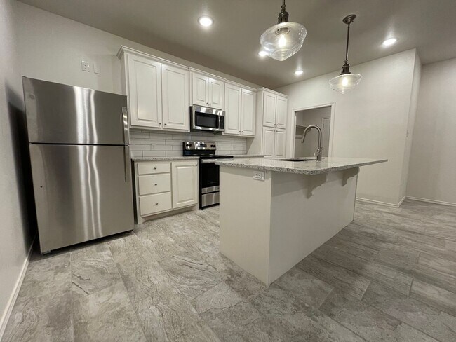 Foto del edificio - Beautiful New Townhome in North Lubbock Cl...