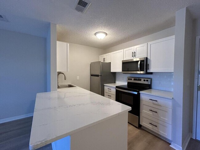 Photo - 6840 Blue Heron Blvd House