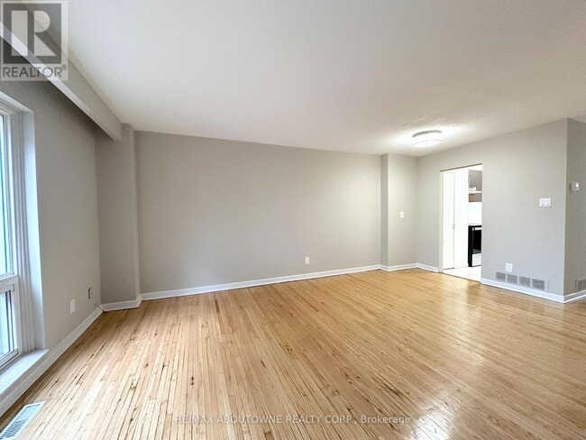 Building Photo - 63 Havenbrook Blvd