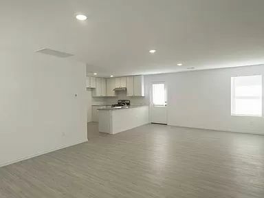 Building Photo - 5909 San Geronimo