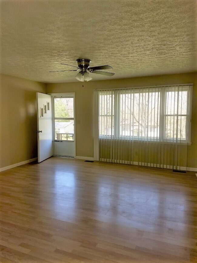 Foto del edificio - 137 Prentice St