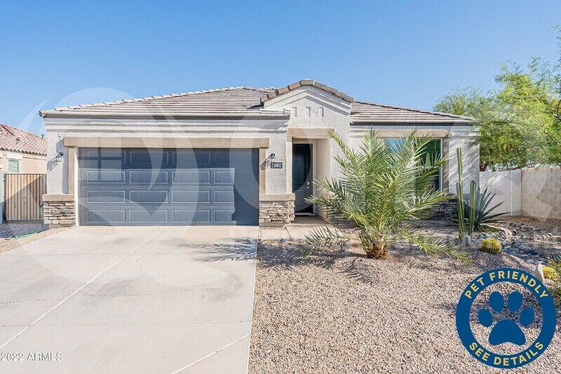 Foto principal - 38002 W Nina St