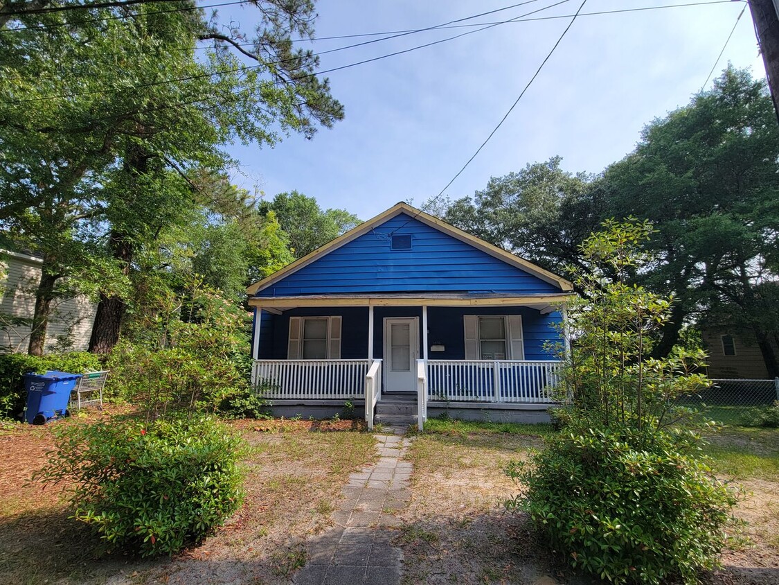 Building Photo - Downtown Wilmington - Bungalow Style - 2BD...