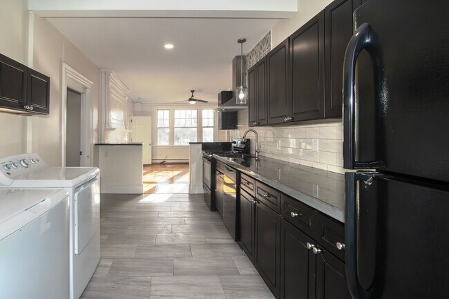 Foto del edificio - 85 Belknap St