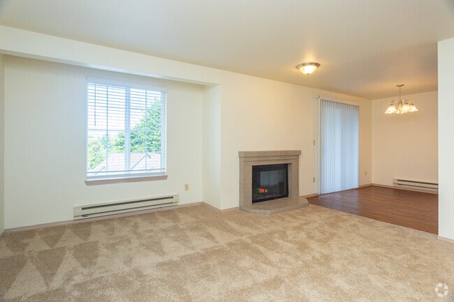 2BR, 2BA - 1030SF - Breckenridge Apartments