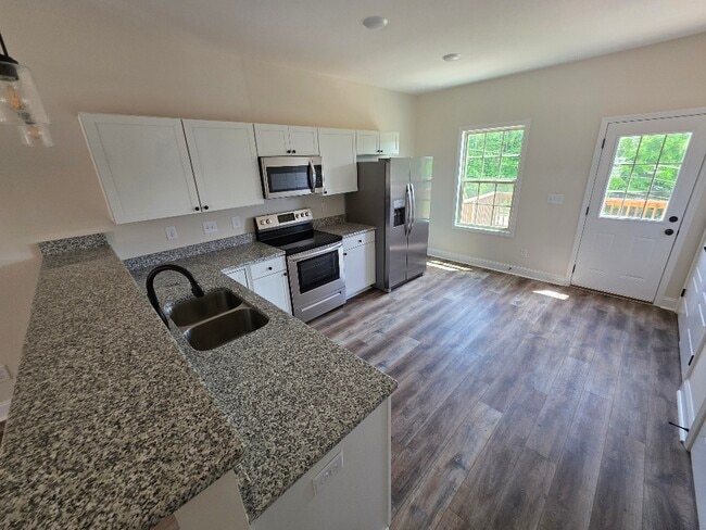 Foto del edificio - 550 Peachers Mill Rd