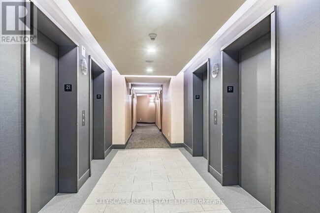 Building Photo - 3880 Duke of York Blvd