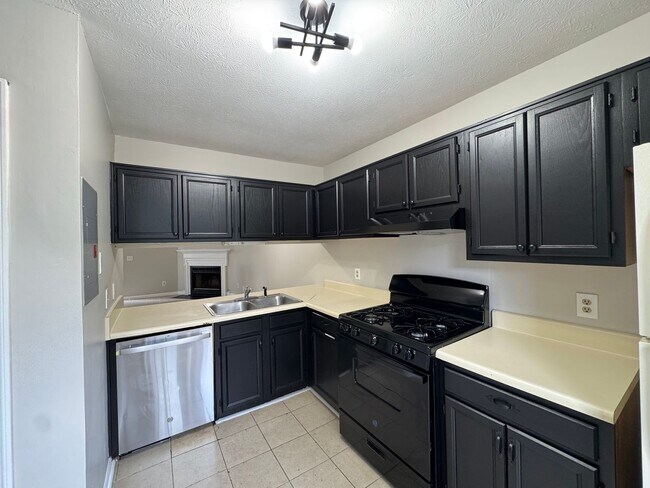 Foto del edificio - 3508 Ashley Station Dr SW