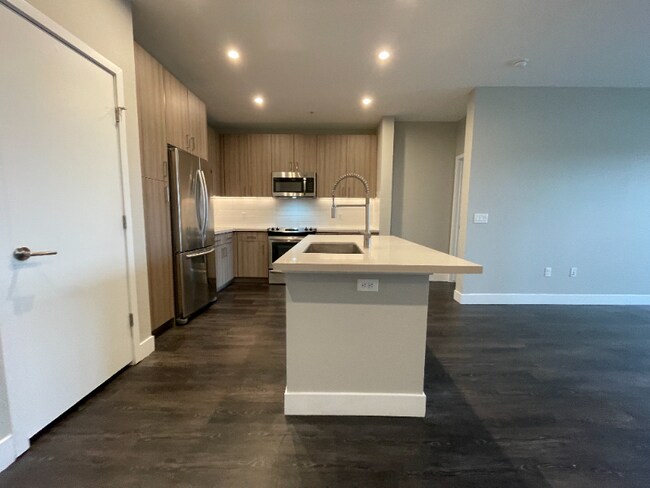 Foto del edificio - 100 E Mississippi Ave