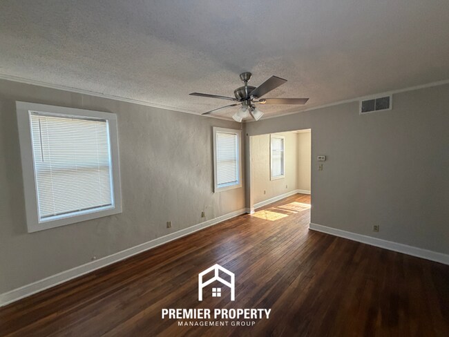 Foto del edificio - 3145 N Lafayette Cir