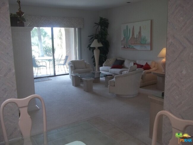 Foto del edificio - 28817 Isleta Ct