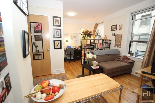 Foto del edificio - 523 W 112th St
