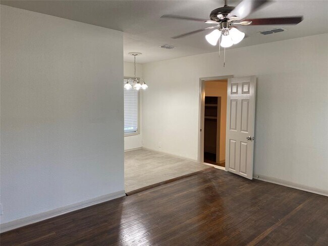 Building Photo - 3512 Bonnie Dr