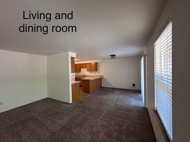 Foto del edificio - Wonderful 2 Bedroom, 2 Bathroom Duplex in ...