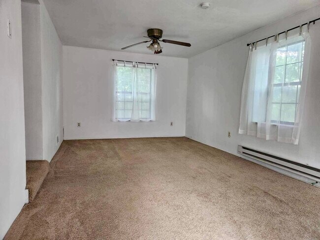 Sala de estar - 2612 Louisiana Ave
