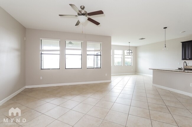 Building Photo - 10159 Newminster Loop