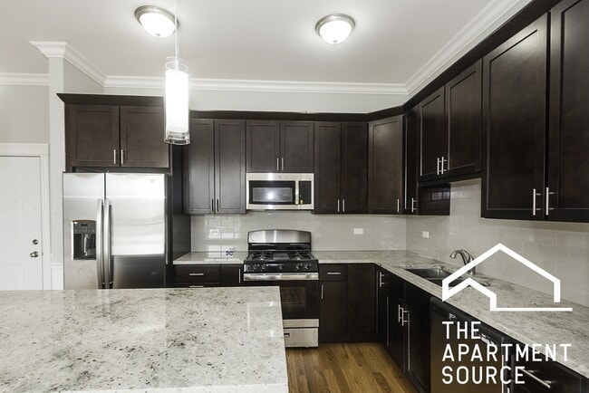 Foto del edificio - 520 N Western Ave