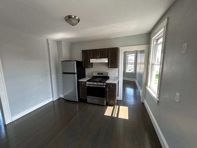 Kitchen 1 - 26 Arlington St