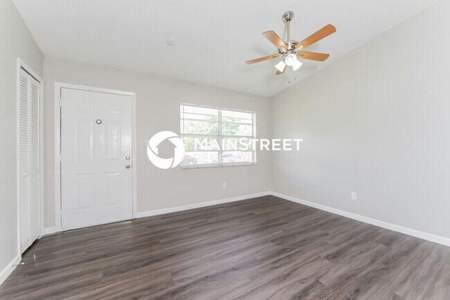 Foto del edificio - 3 Bedroom Pet-Friendly Home in Ocoee, FL with Main Street Renewal