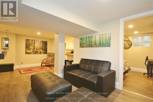 Photo du bâtiment - 835 Montréal Rd