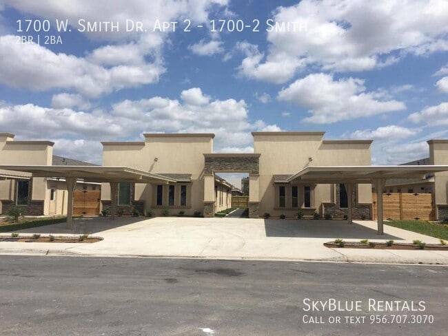 Foto del edificio - 1700 W Smith Dr