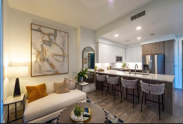 Foto principal - 1616 Post Oak Blvd