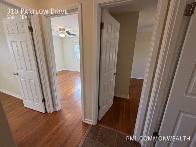 Foto del edificio - 310 Partlow Dr