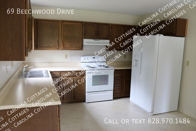 Building Photo - 69 Beechwood Dr