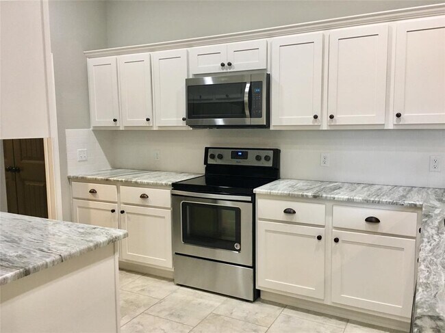 Foto del edificio - 1756 Heath Dr