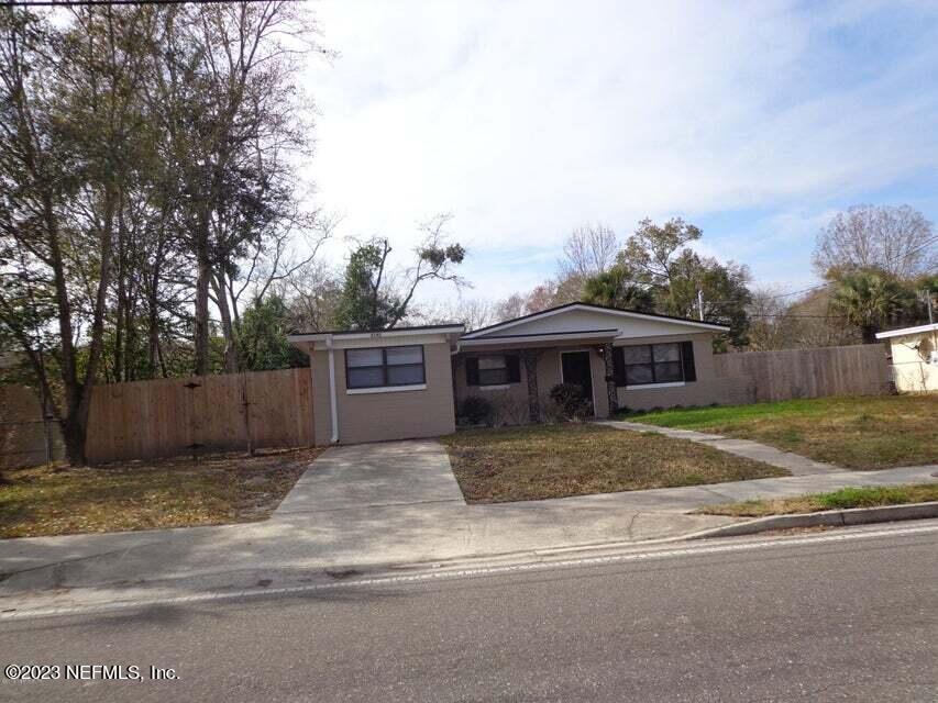 Building Photo - 2142 Jammes Rd