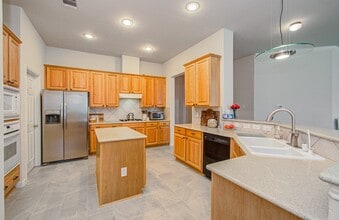 Building Photo - 17611 Emerald Garden Ln