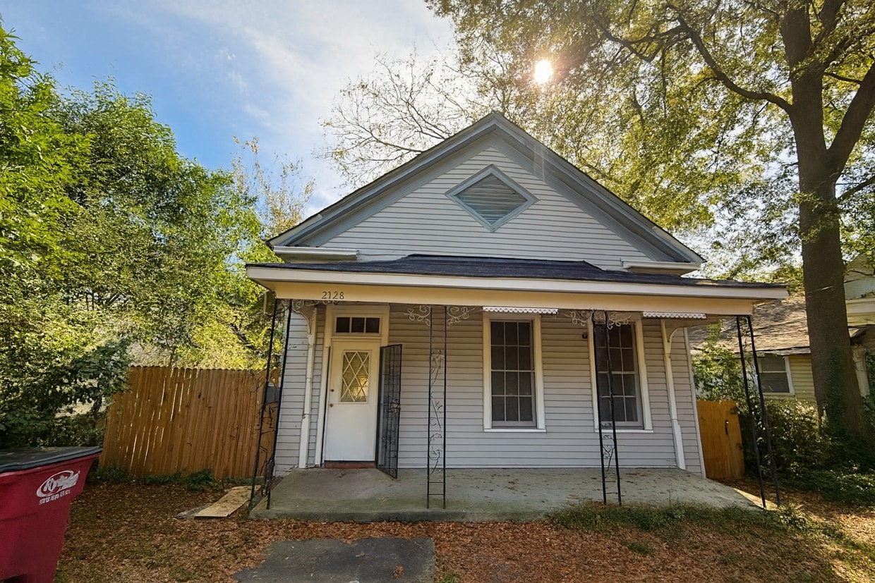 Primary Photo - 2128 Jeff Davis St