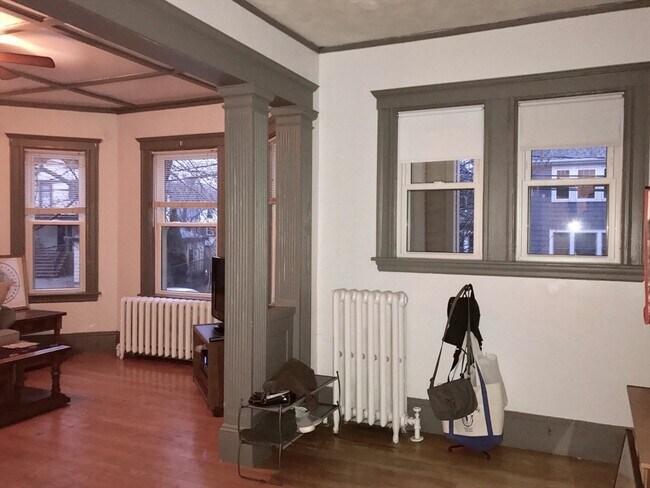 Building Photo - 40 Newman Way