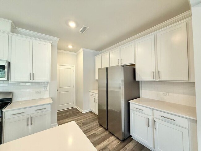 Building Photo - 388 Garden Vine Trl