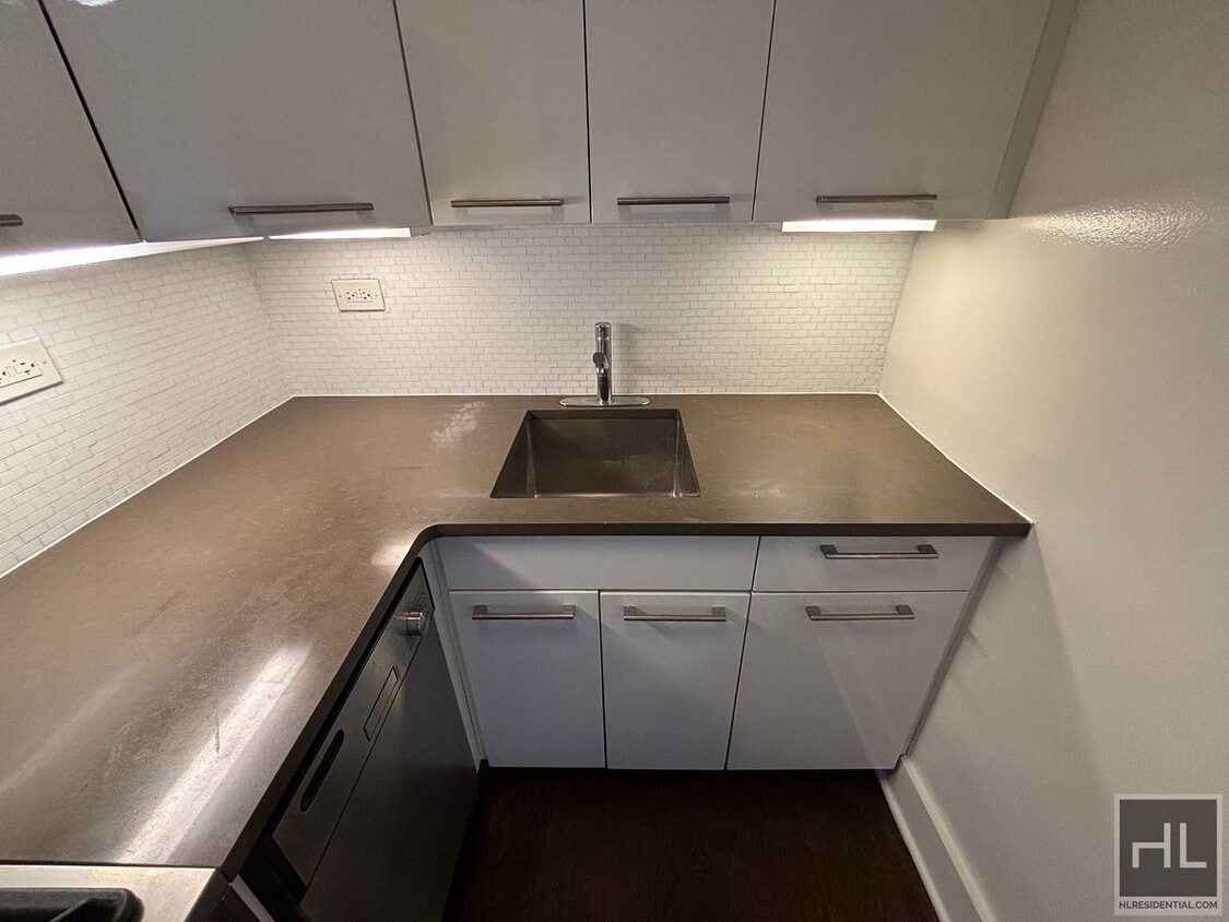 Foto principal - EAST 63 STREET