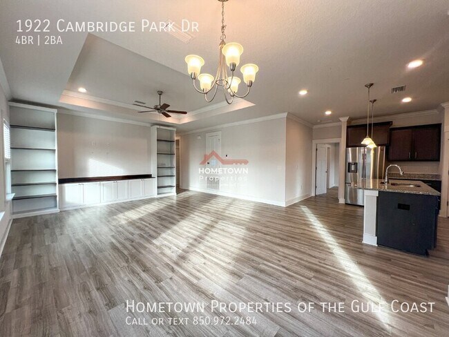 Foto del edificio - Spacious 4-Bedroom Home with Luxury Finish...