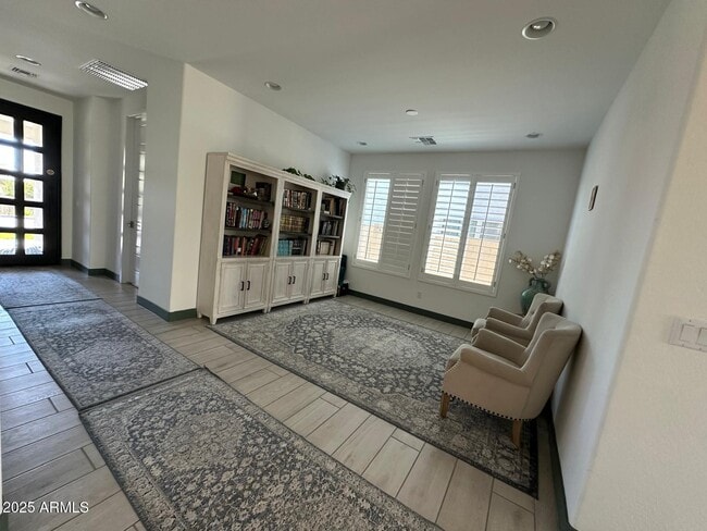 Foto del edificio - 3645 N 56th St