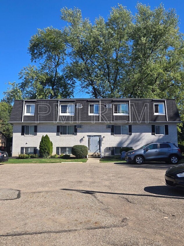 Foto principal - 1814 Whipple Ave NW