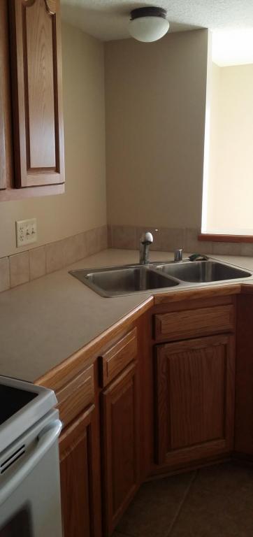 Building Photo - 920 Eagle Ridge Dr