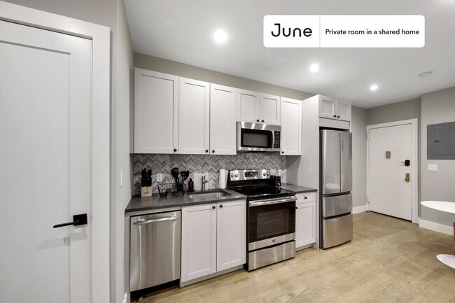 Foto del edificio - Room in Shared 2 bed/1 bath home