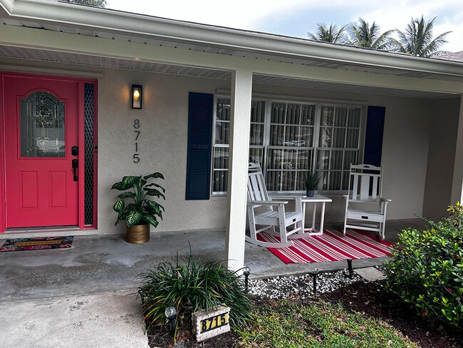 Foto del edificio - 8715 SE Alabama Pl