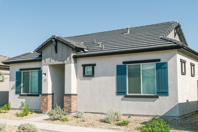 Building Photo - Avilla Western Garden